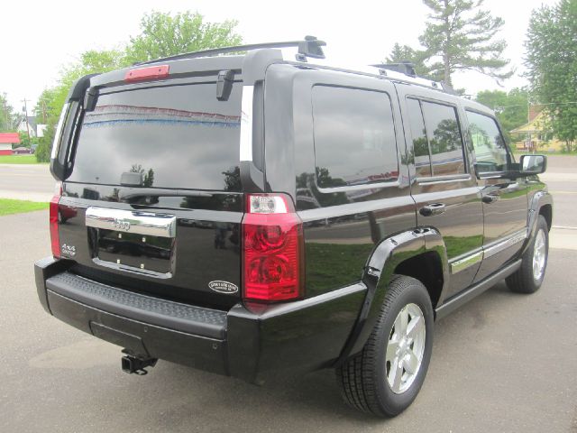 Jeep Commander Super SUV