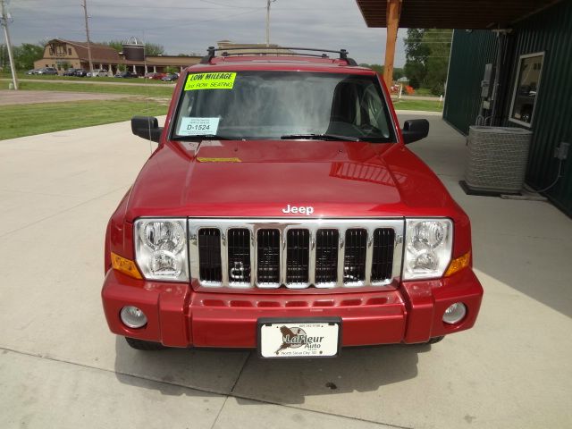 Jeep Commander 2006 photo 16