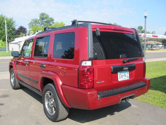 Jeep Commander 2006 photo 2