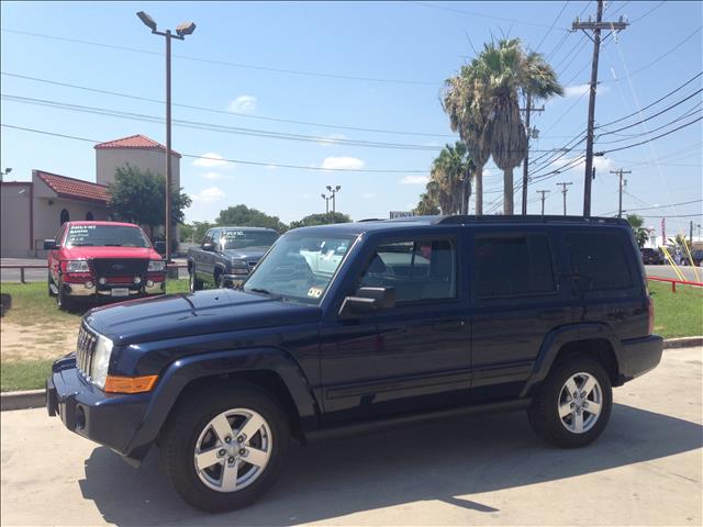 Jeep Commander Ram 3500 Diesel 2-WD SUV