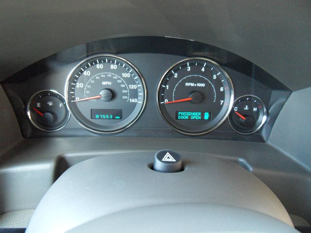 Jeep Commander 2006 photo 1