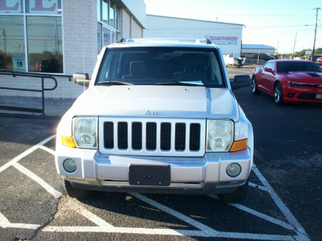 Jeep Commander 2006 photo 2