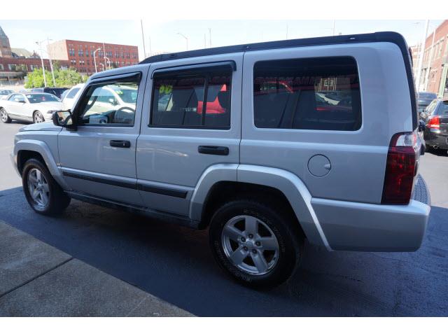 Jeep Commander 2006 photo 1