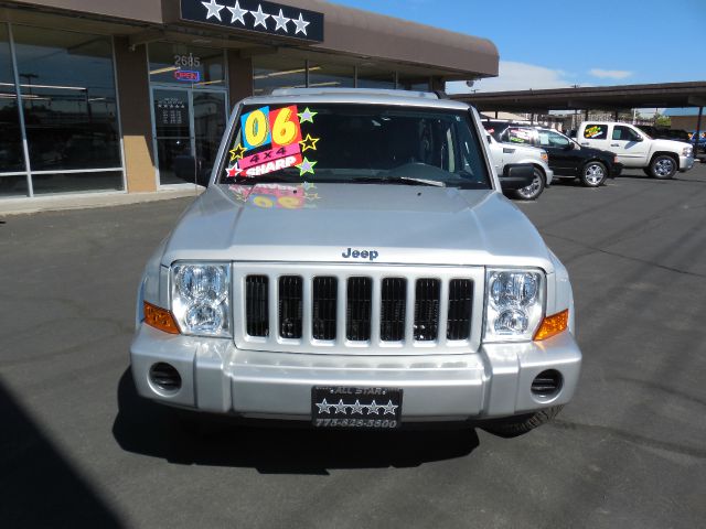 Jeep Commander 2006 photo 2