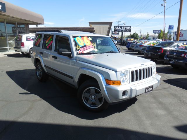 Jeep Commander 2006 photo 4