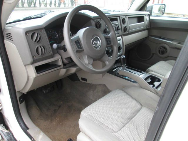 Jeep Commander 2006 photo 2