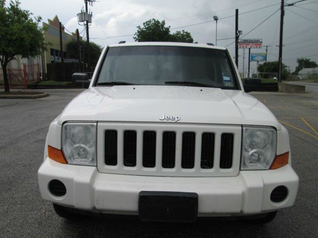 Jeep Commander 2006 photo 25