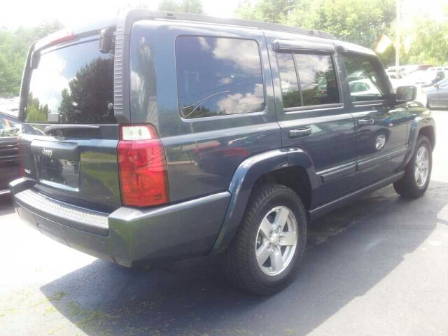 Jeep Commander 2007 photo 2