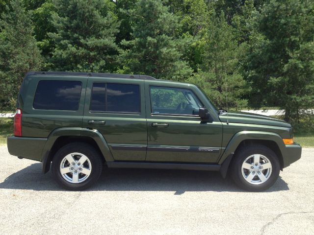 Jeep Commander 2007 photo 2