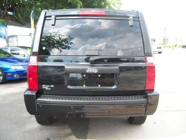 Jeep Commander 2007 photo 2