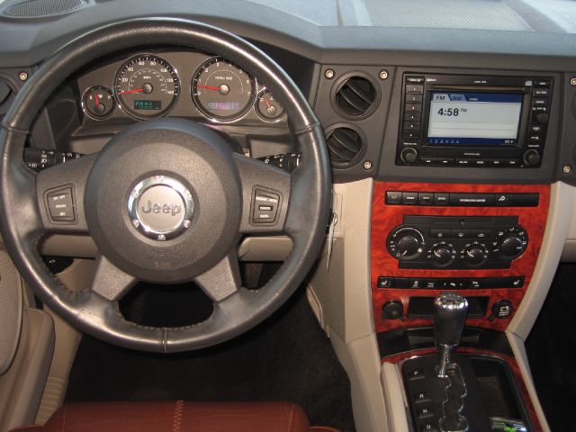 Jeep Commander 2007 photo 1