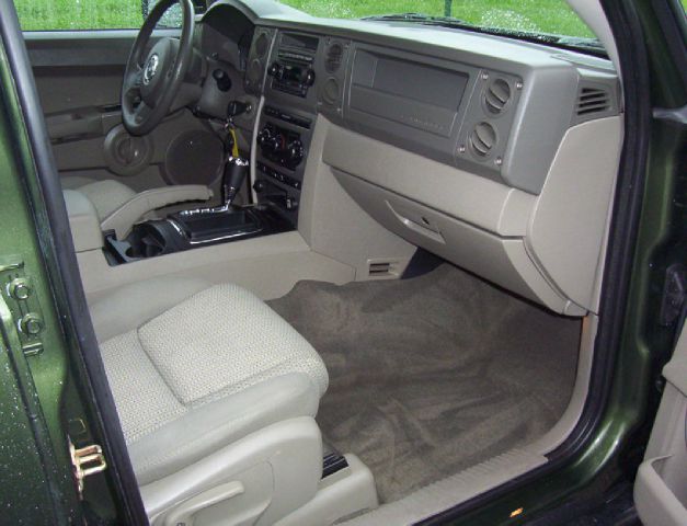 Jeep Commander 2007 photo 15