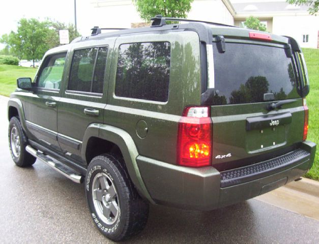 Jeep Commander 2007 photo 22