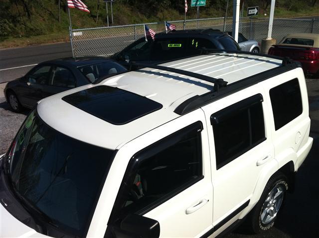 Jeep Commander 2007 photo 2