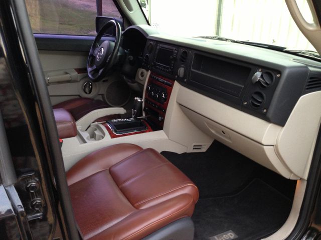 Jeep Commander 2007 photo 2