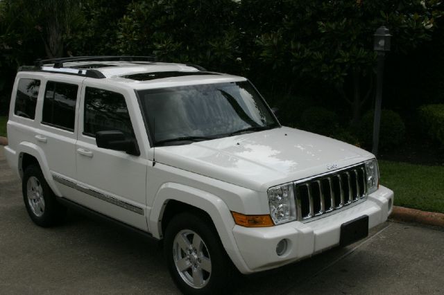 Jeep Commander 2007 photo 17