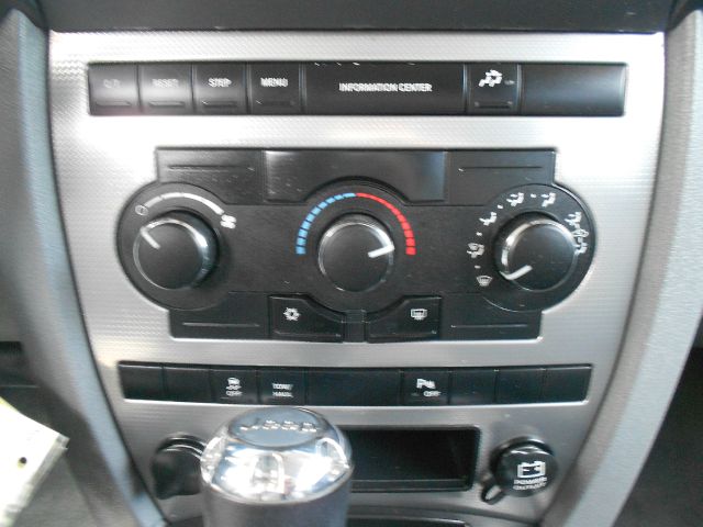 Jeep Commander 2007 photo 4