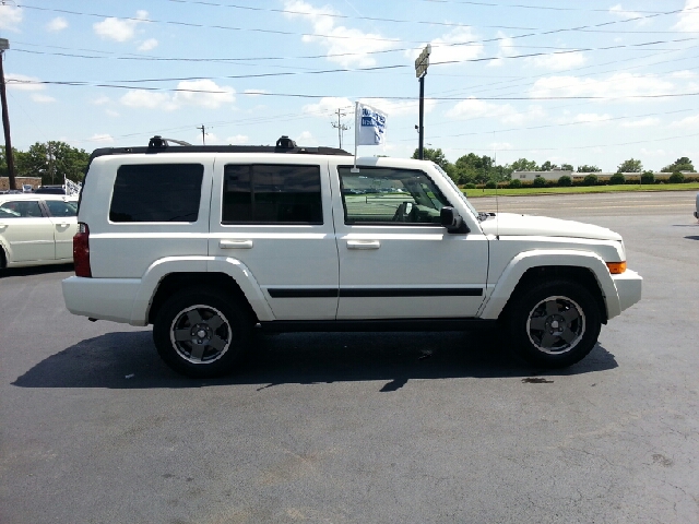 Jeep Commander 2008 photo 1