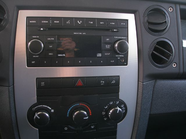 Jeep Commander 2008 photo 6