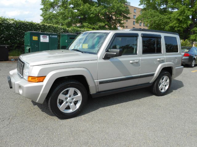 Jeep Commander 2008 photo 11