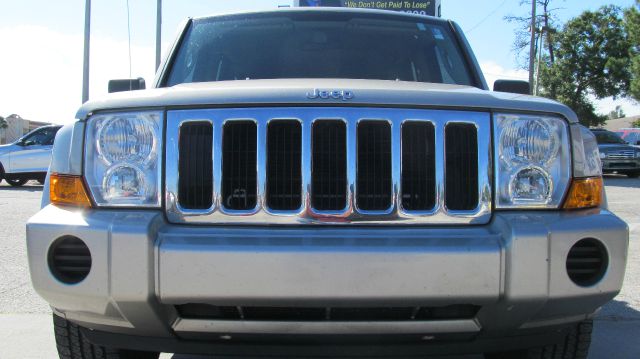 Jeep Commander 2008 photo 2