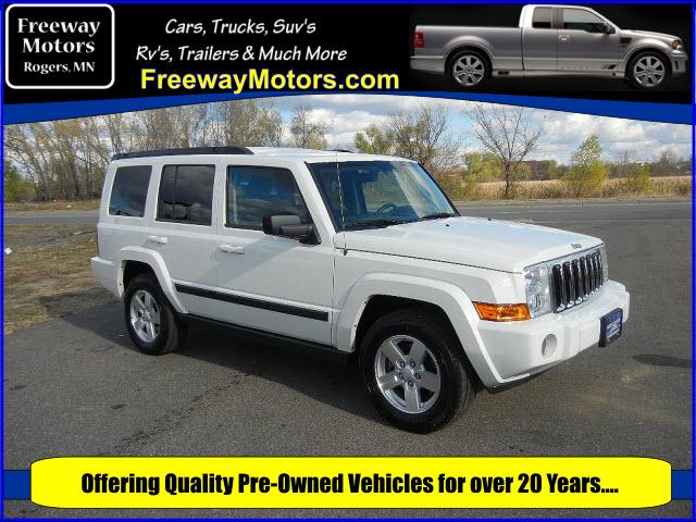 Jeep Commander Bucket Sport Utility