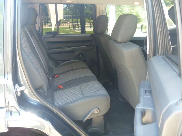 Jeep Commander 2008 photo 3