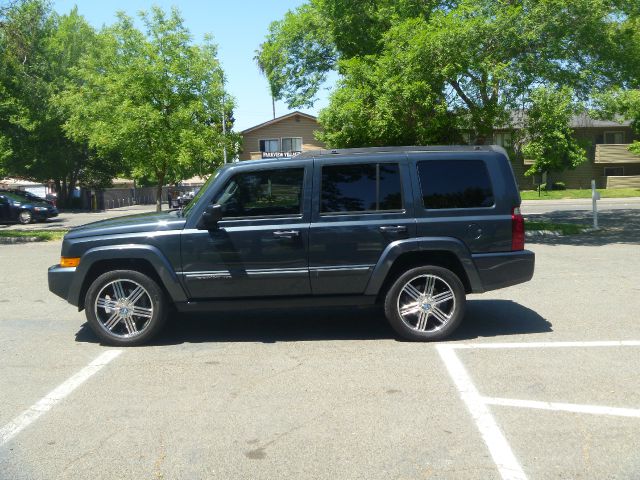 Jeep Commander 2008 photo 9