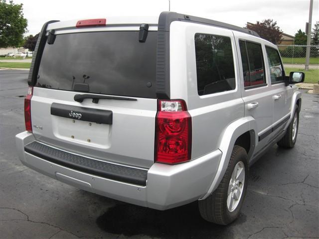 Jeep Commander 2008 photo 2