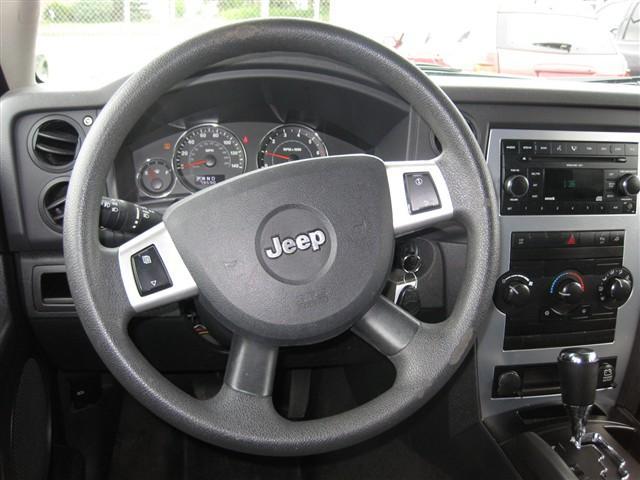 Jeep Commander 2008 photo 4