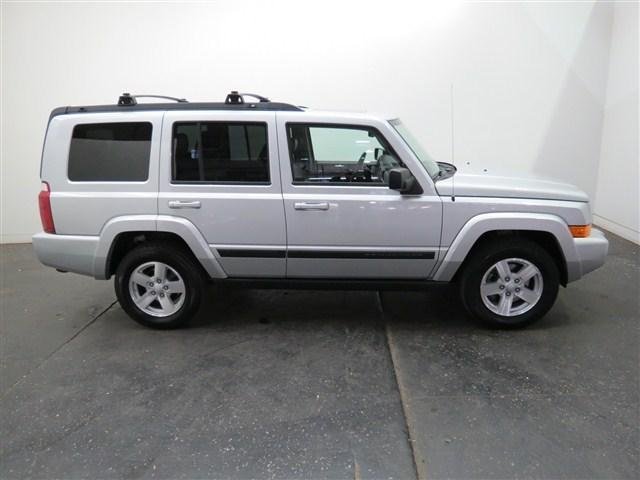 Jeep Commander 2008 photo 2