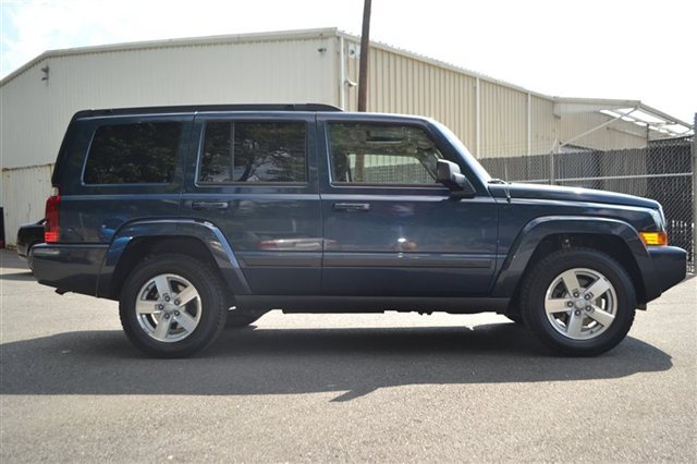 Jeep Commander 2008 photo 3