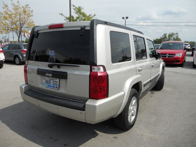 Jeep Commander 2008 photo 2