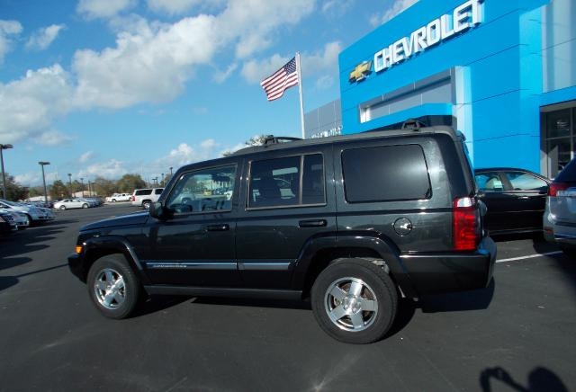 Jeep Commander 2010 photo 4