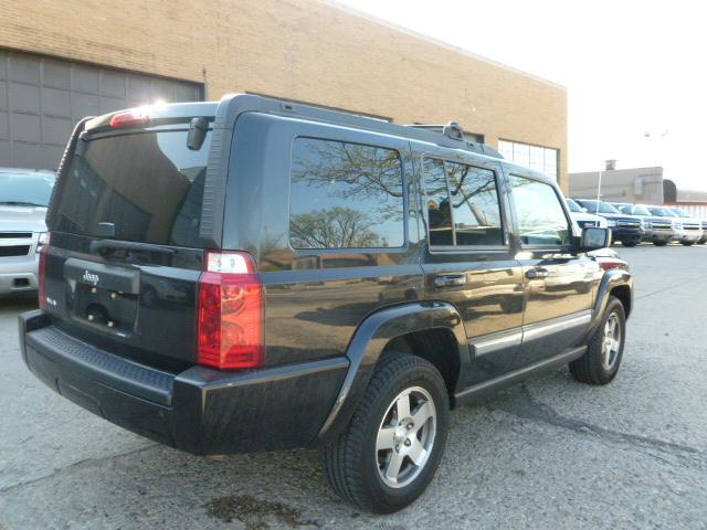 Jeep Commander 2010 photo 4