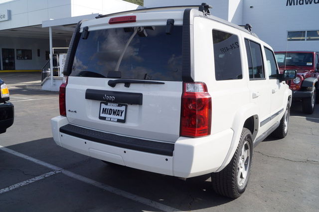 Jeep Commander 2010 photo 3