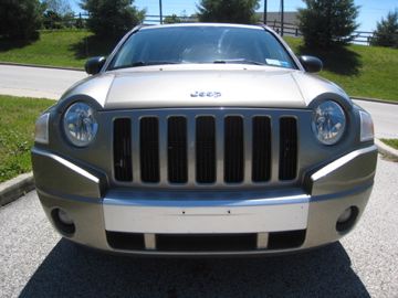 Jeep Compass 2008 photo 18