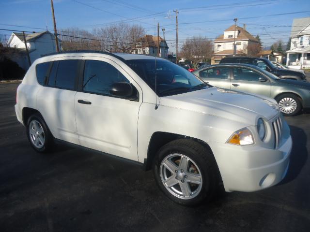 Jeep Compass 2009 photo 4