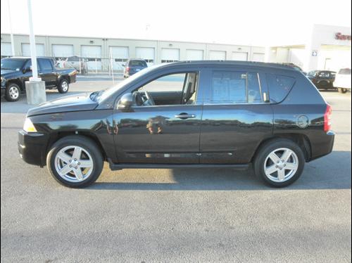 Jeep Compass 2009 photo 4