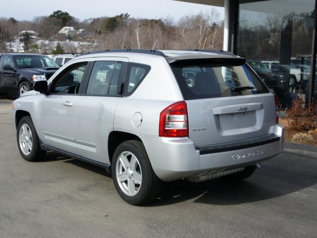 Jeep Compass 2010 photo 4