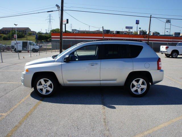 Jeep Compass 2010 photo 3