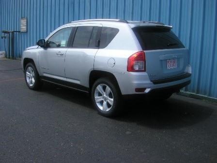 Jeep Compass 2011 photo 3