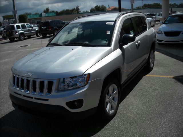 Jeep Compass 2011 photo 1