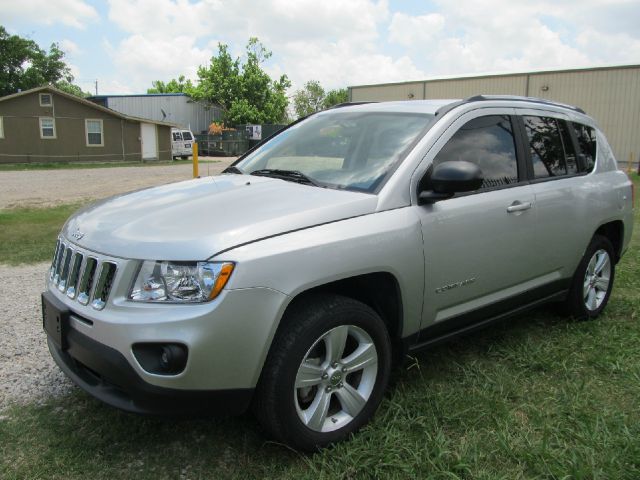 Jeep Compass 2011 photo 6