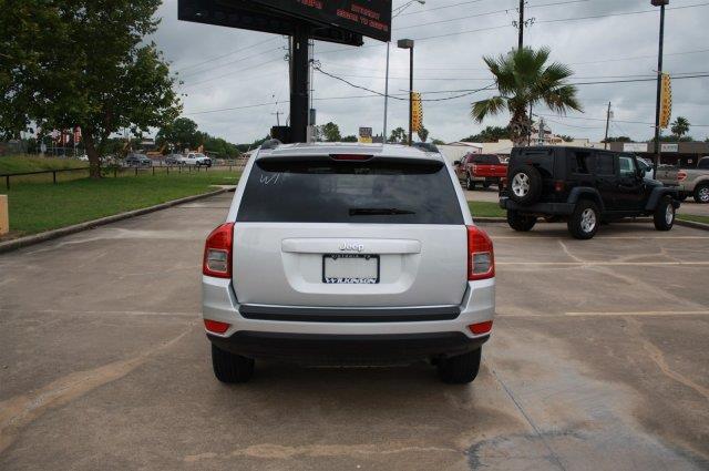 Jeep Compass 2011 photo 6