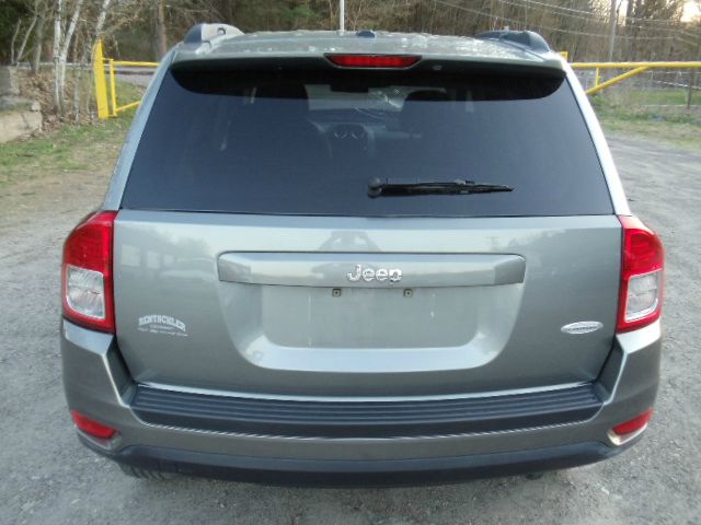 Jeep Compass 2011 photo 3