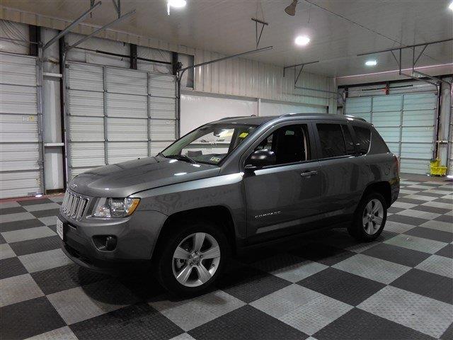 Jeep Compass 2011 photo 2