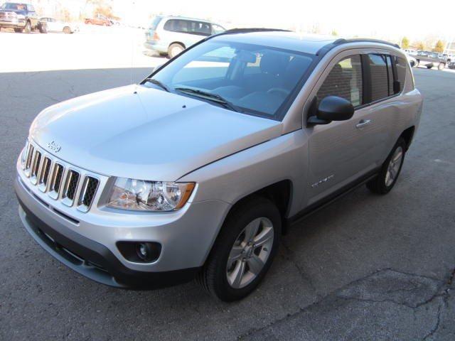 Jeep Compass 2012 photo 2