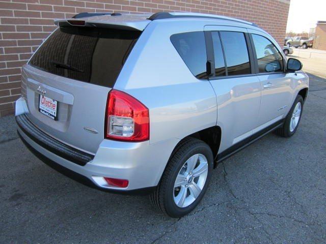 Jeep Compass 2012 photo 4