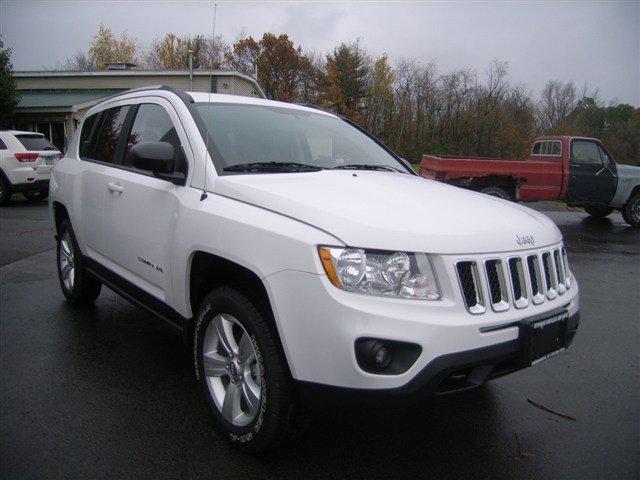 Jeep Compass 2.4 A SR 5dr Wgn W/sunroof Sport Utility